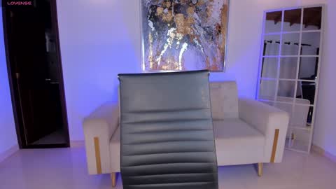 Snapshot of mararicci chatting on January 2025 10:58:01 AM MARA online show from January 2025 10:58:01 AM