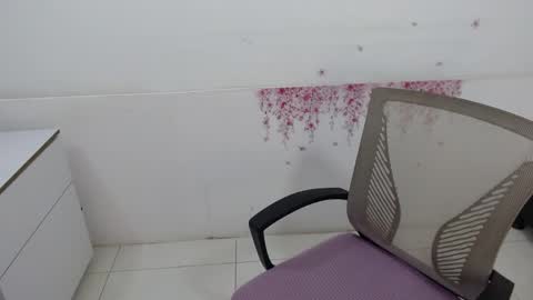 Mara Silk online show from January 2026 01:05:02 PM