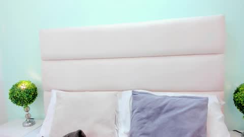 Snapshot of maray_lous chatting on February 2026 07:58:02 PM Maray Lous online show from February 2026 07:58:02 PM