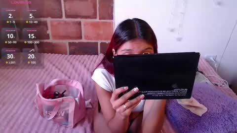 Snapshot of maray_lous chatting on March 2026 09:54:02 PM Maray Lous online show from March 2026 09:54:02 PM