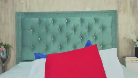 Snapshot of marcelaa_fox chatting on September 2025 07:39:01 PM Marcela online show from September 2025 07:39:01 PM