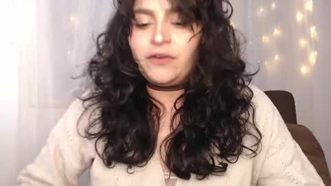 Snapshot of marceline_uu chatting on February 2025 12:17:01 AM M A R C I online show from February 2025 12:17:01 AM