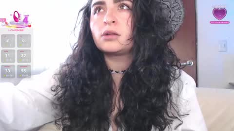 Snapshot of marceline_uu chatting on October 2025 08:19:02 PM M A R C I online show from October 2025 08:19:02 PM