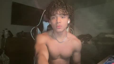 Snapshot of marcellorey chatting on July 2026 07:32:02 AM poyzennus online show from July 2026 07:32:02 AM