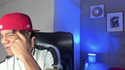 Snapshot of marcelo_dosantos77 chatting on January 2025 10:45:01 PM MARCELO online show from January 2025 10:45:01 PM