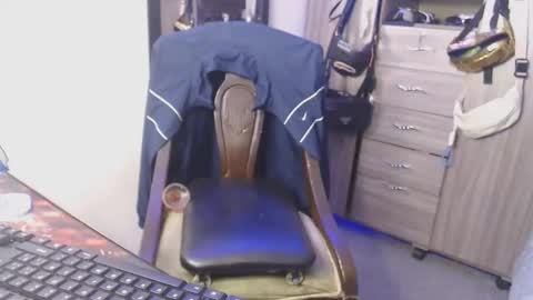 marcelo_m1lk online show from November 2025 05:40:01 AM