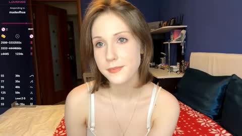 Snapshot of marciecommon chatting on December 2025 11:06:02 AM Alisa online show from December 2025 11:06:02 AM