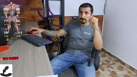 Snapshot of marckmuscle chatting on October 2025 03:27:02 AM Marck Independent model online show from October 2025 03:27:02 AM