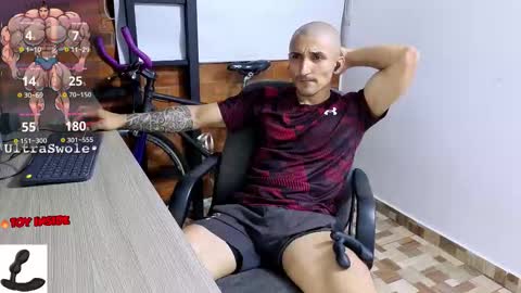 Snapshot of marckmuscle chatting on November 2025 11:21:02 PM Marck Independent model online show from November 2025 11:21:02 PM