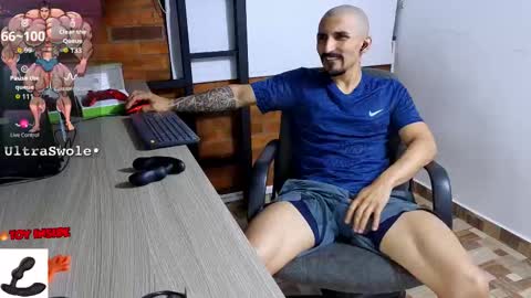 Snapshot of marckmuscle chatting on December 2025 02:51:01 AM Marck Independent model online show from December 2025 02:51:01 AM