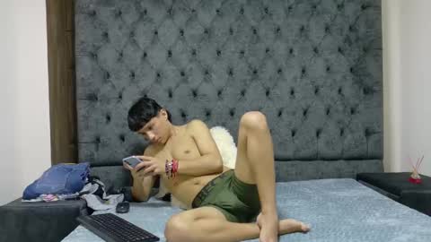 Snapshot of marckpassion chatting on February 2025 02:32:01 PM Marck online show from February 2025 02:32:01 PM