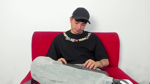 Marcos online show from December 2024 09:16:01 PM