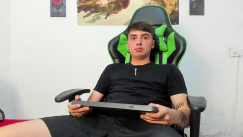 Marcos online show from December 2024 02:34:02 AM