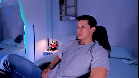 Marco Sullivan online show from November 2025 02:20:02 PM