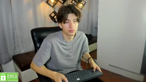 marcoviolet online show from July 2026 08:14:01 PM