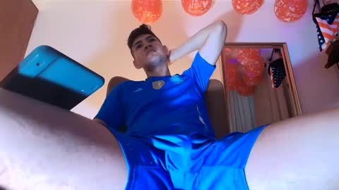 marcus_fire online show from September 2025 10:02:01 PM