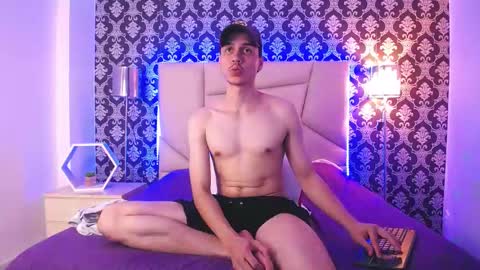 Snapshot of marcus_hanks chatting on February 2025 05:25:02 PM Marcus Hanks online show from February 2025 05:25:02 PM