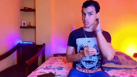 Snapshot of marcus_hanks chatting on October 2025 05:18:01 AM Marcus Hanks online show from October 2025 05:18:01 AM