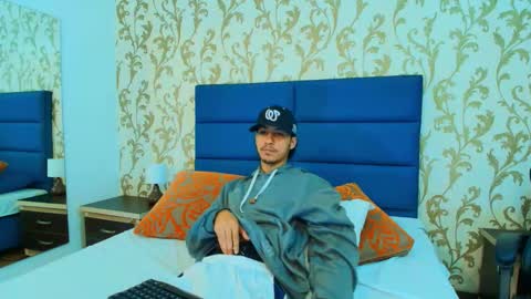 marcus_jeron online show from November 2025 08:41:02 PM