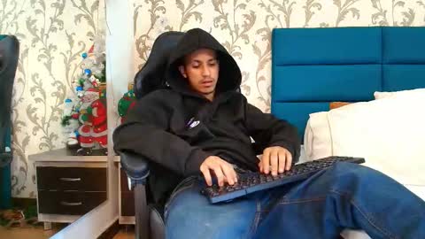 marcus_jeron online show from January 2026 12:35:01 AM