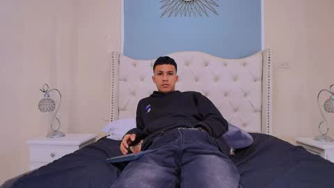 marcus_jeron online show from April 2026 10:19:02 PM