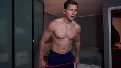 Snapshot of marcusdiamond chatting on October 2025 04:11:01 PM Marcus Diamond online show from October 2025 04:11:01 PM