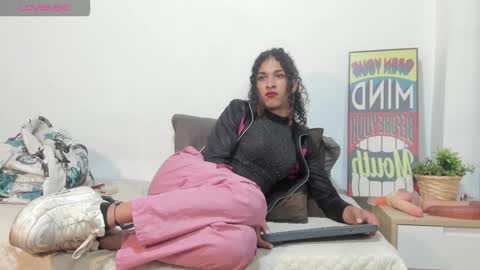 marfilastrom online show from February 2026 07:35:01 AM