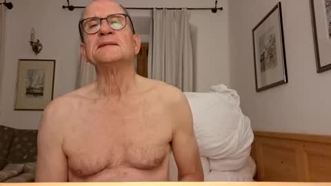 marginalie online show from November 2025 09:18:01 PM