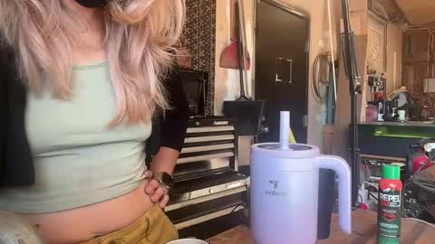 Elle online show from November 2025 02:49:02 PM