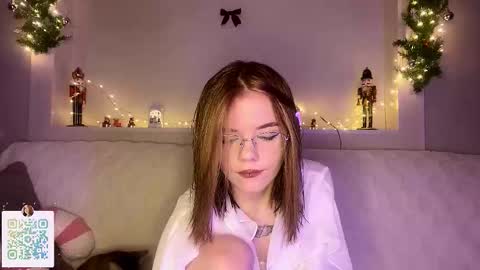 Lina online show from January 2026 09:07:02 PM