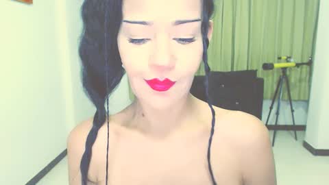Snapshot of mari4you69 chatting on September 2025 10:25:02 AM mari4you69 online show from September 2025 10:25:02 AM