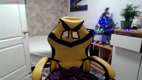 Snapshot of mari_77777 chatting on December 2024 04:12:01 AM Mari online show from December 2024 04:12:01 AM