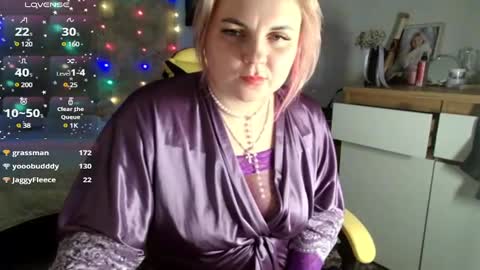 Snapshot of mari_77777 chatting on January 2025 10:20:02 AM Mari online show from January 2025 10:20:02 AM