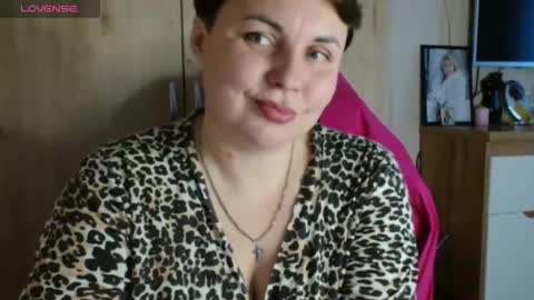 Snapshot of mari_77777 chatting on October 2025 01:42:02 PM Mari online show from October 2025 01:42:02 PM