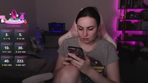 mari moore online show from June 2026 07:33:02 AM