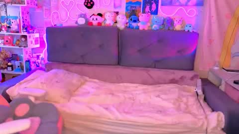 Maria online show from October 2025 04:22:01 AM