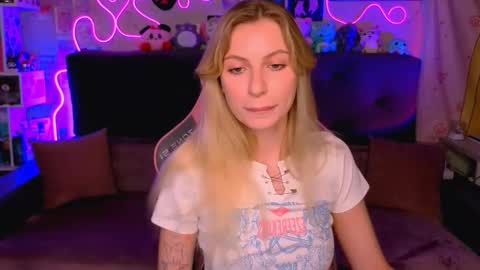 Maria online show from October 2025 02:45:02 AM