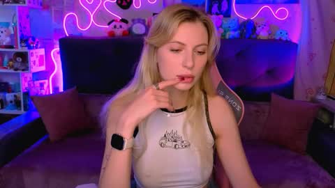 Maria online show from October 2025 04:45:01 AM