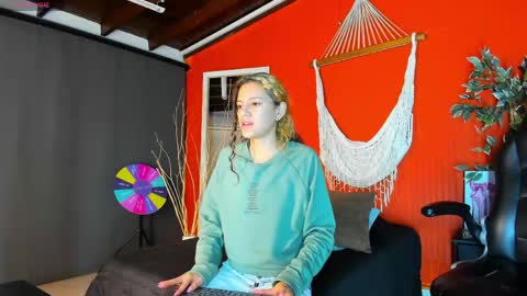 maria_turner1 online show from May 2026 09:36:01 AM