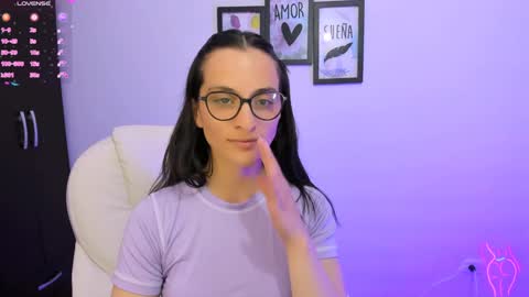 Snapshot of mariaan_m chatting on January 2025 08:33:01 PM Leidy online show from January 2025 08:33:01 PM