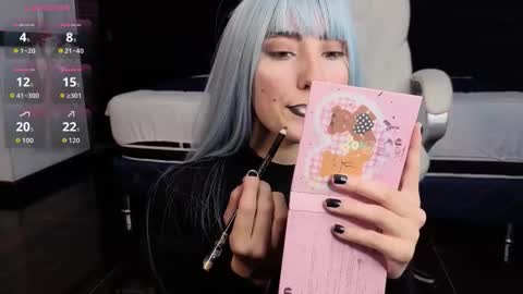 Maria online show from November 2025 07:34:02 PM