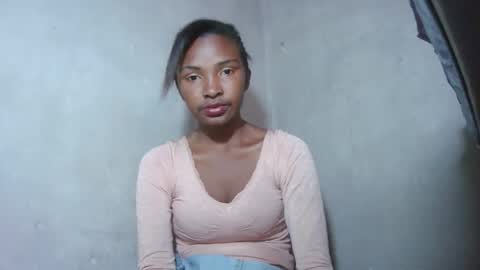 Maria online show from October 2025 01:23:02 PM