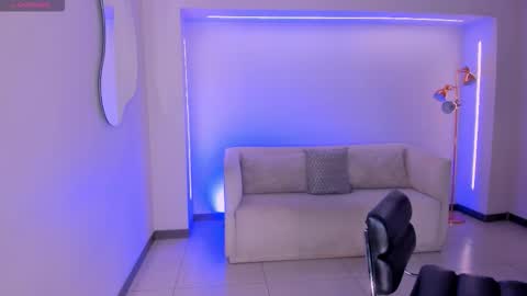 MARIA HERRERA  online show from September 2025 08:35:02 PM