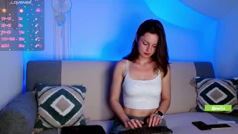 Snapshot of mariahoward chatting on November 2025 09:02:01 PM Maria online show from November 2025 09:02:01 PM