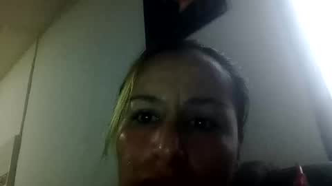 mariajose_1992 online show from April 2026 11:37:01 AM