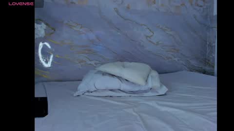 Mariam online show from May 2026 12:52:01 AM
