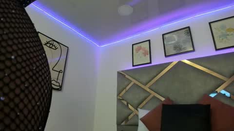 Marian online show from March 2025 02:38:02 AM