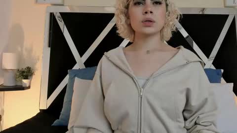 Marian online show from September 2025 02:46:02 AM