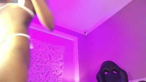 Marian Reynolds online show from November 2025 11:58:01 AM