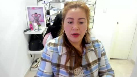 mariana01_m online show from June 2026 12:09:02 PM